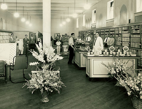 Archive photo of Benjamin Moore retailer