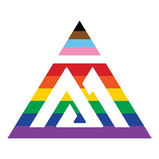 Benjamin Moore Logo PRISM Triangle Icon.