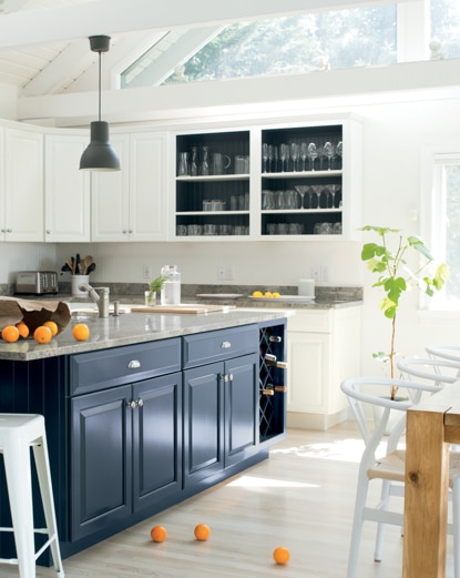 benjamin moore white kitchen colors
